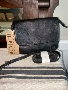 NWT Bed Stu Leather Ziggy Clutch Crossbody Belt Bag Black DD Retail $185